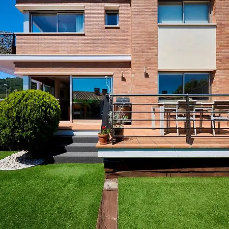 Casa Azul Villasar De Dalt * Vilassar De Dalt